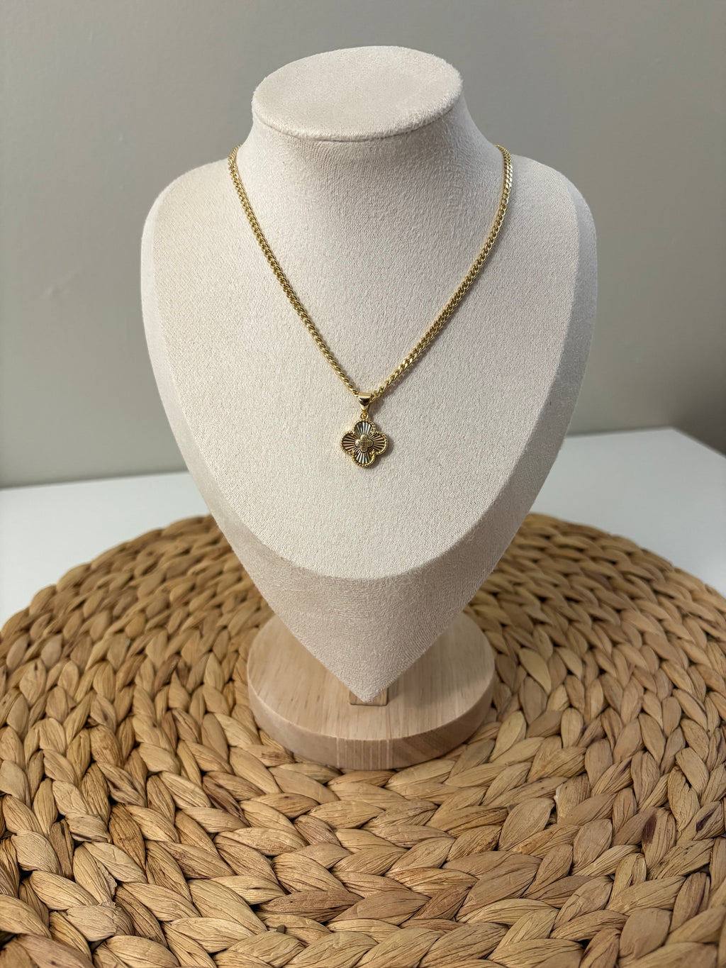 Nalia Necklace
