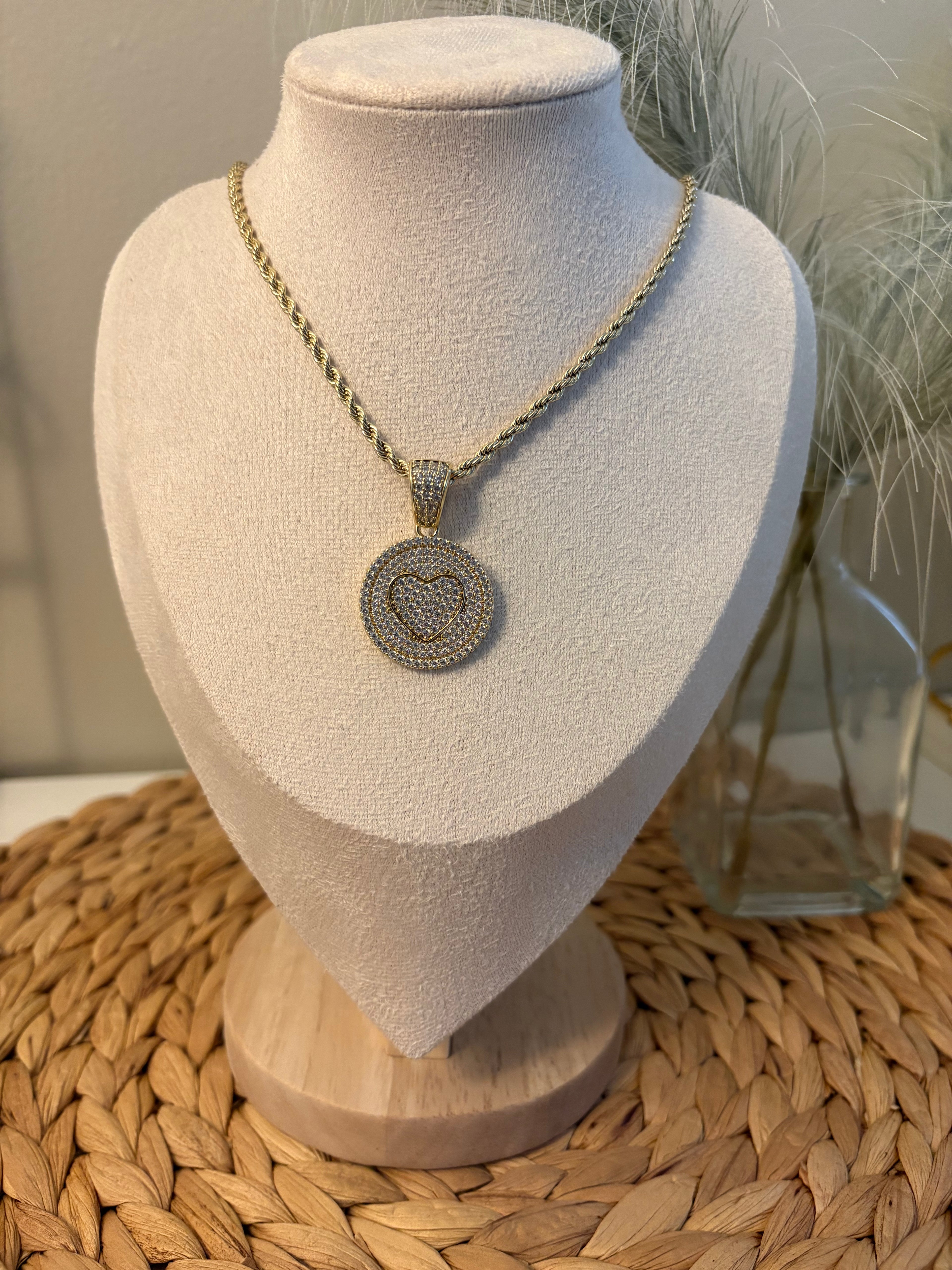 Amour Necklace